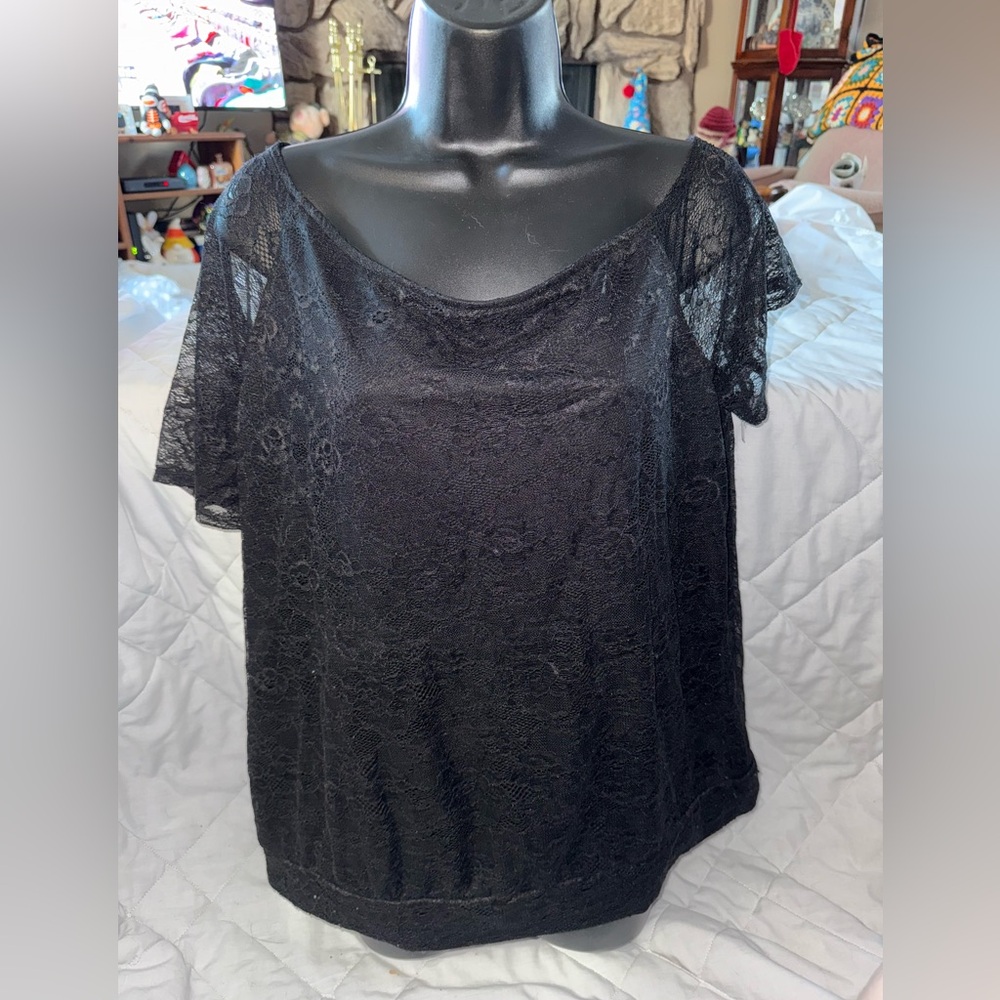 Torrid Off-Shoulder Knit Lace Sleeve Tee